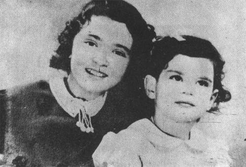 Maryam Jameelah and her sister: 1938
